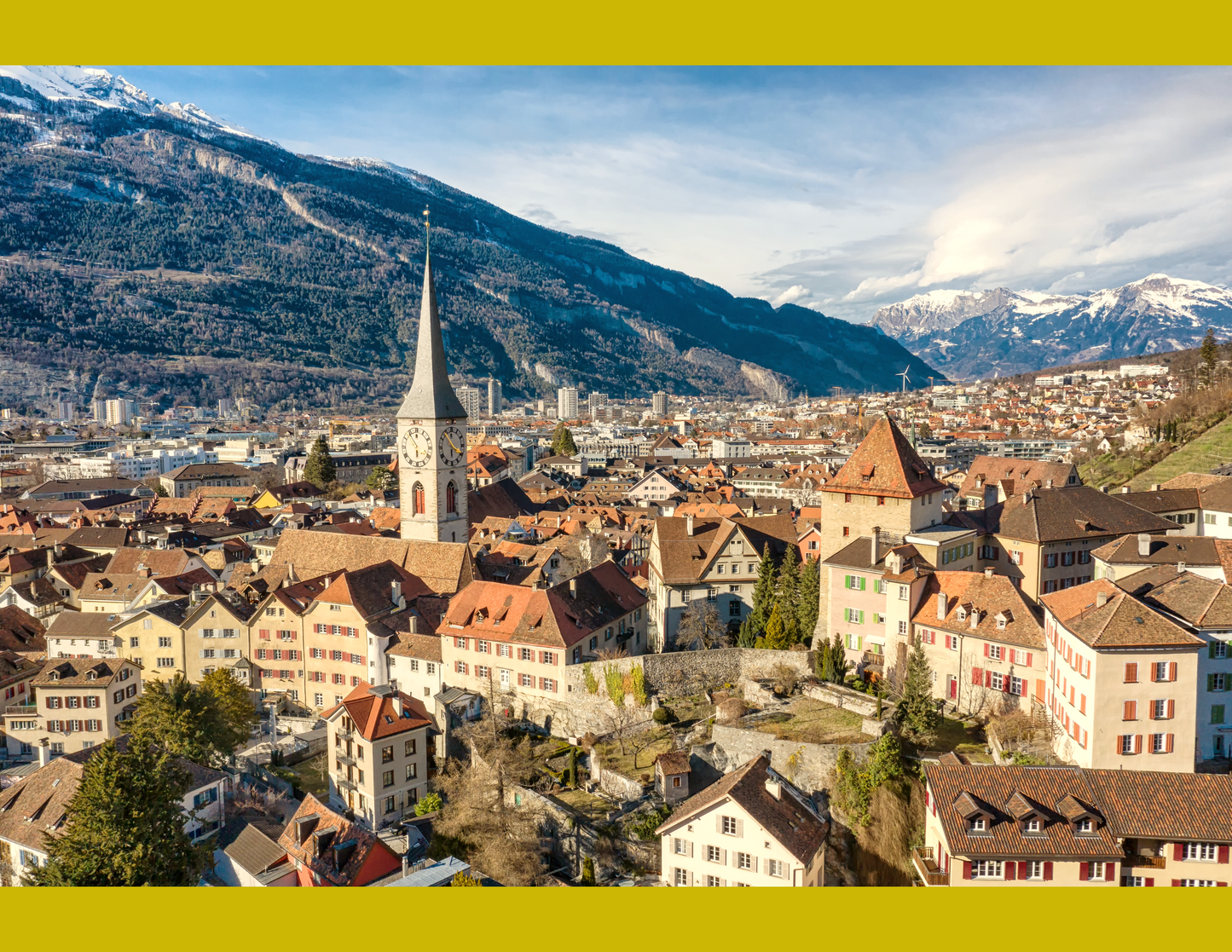 Regional: Ciudad capital Vaduz (Liechtenstein) - Pueblo de Heidi - Crestasee y Caumasee - Ciudad de Chur