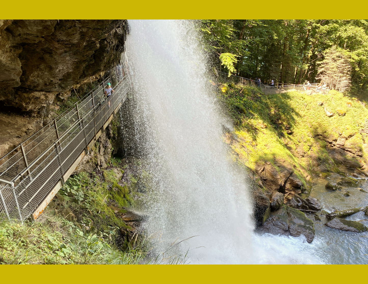 Brienz - Giessbach - Interlaken - Berna - Thun - Dos días